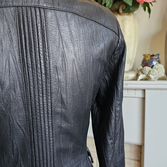 Danier Black Leather Bomber Jacket. Moto Jacket. - Picture 9 of 14